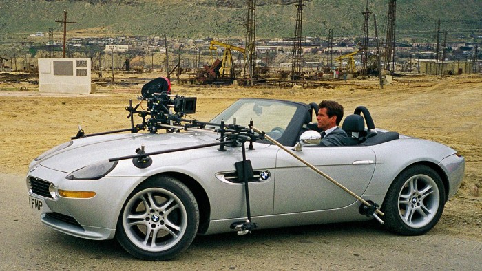 Világszépe – Igazgyöngy a BMW Z8, és vezettük! 49 Világszépe – Igazgyöngy a BMW Z8, és vezettük! 49