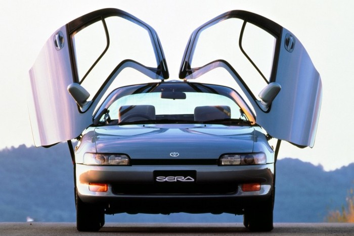 Ebből az iszonyat menő apró Toyota kupéból csak Japán kapott