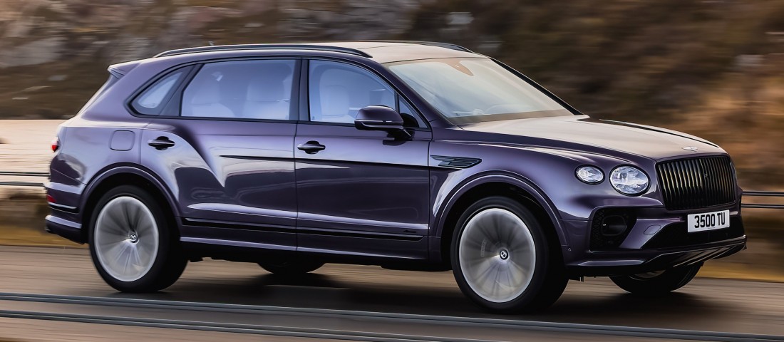Megnyújtották a Bentley luxusterepjáróját