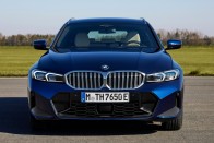 Nincs már kézi váltó az új BMW 3-asban 70