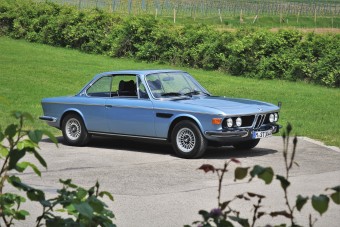 Beárnyékolja a legszebbeket is – BMW 3.0 CS, 1975