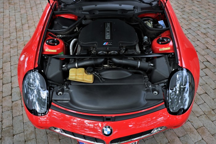 Világszépe – Igazgyöngy a BMW Z8, és vezettük! 52 Világszépe – Igazgyöngy a BMW Z8, és vezettük! 52
