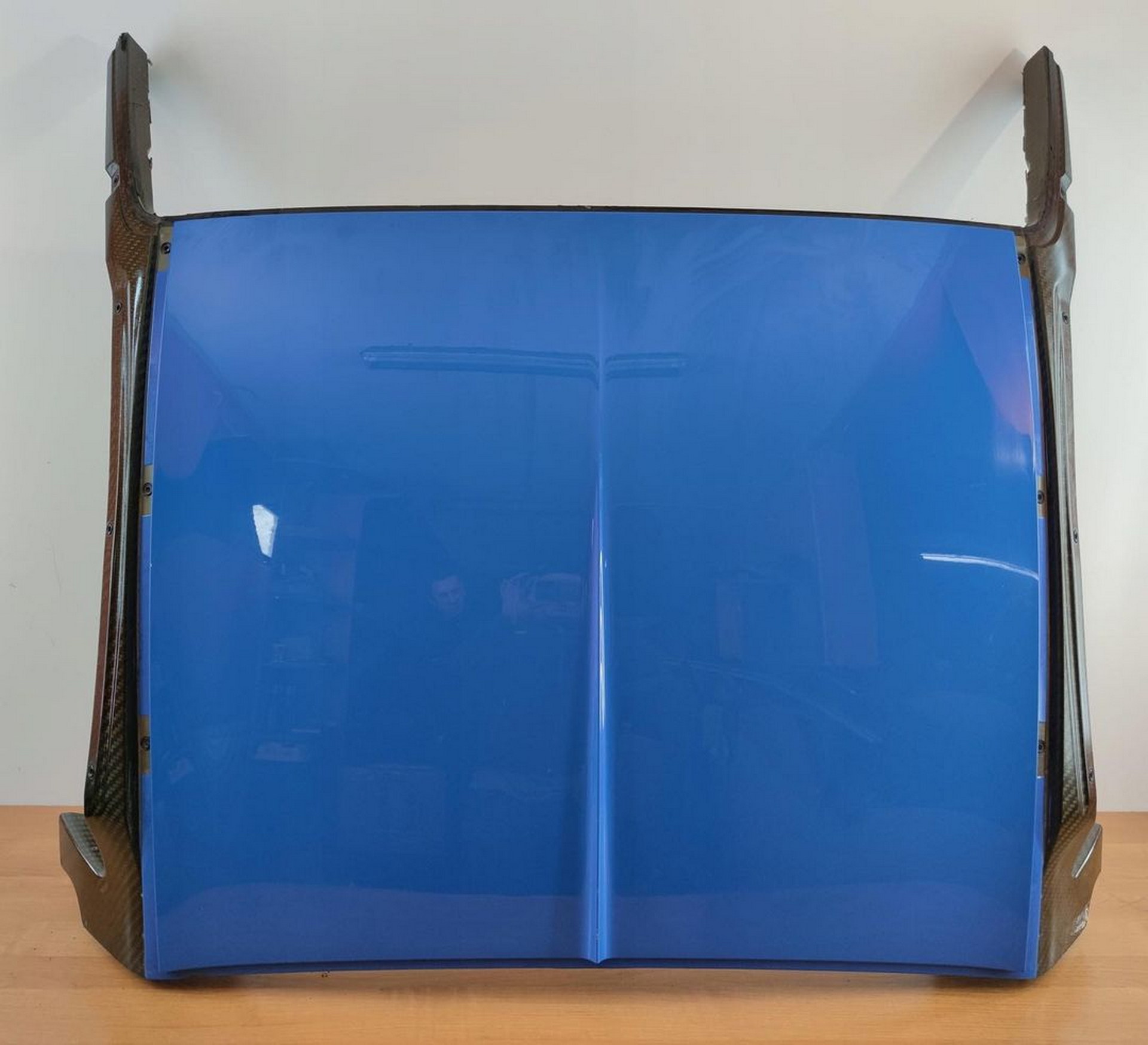 Nem adják olcsón a Bugatti Chiron szénszálas tetejét 2