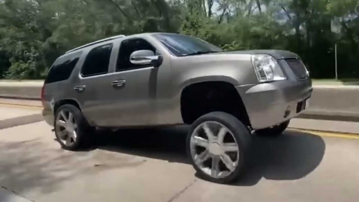 Fenékre ültek a Ladák Azerbajdzsánban 1 | Vezess Fenékre ültek a Ladák Azerbajdzsánban 1