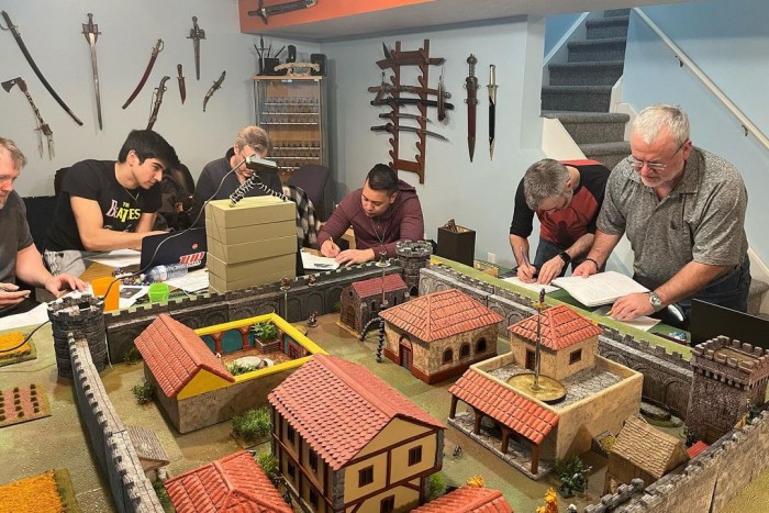 Már 40 éve játsszák ezt a társasjátékot