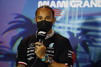 F1: Piszkos botrány robbanhat ki Hamilton miatt 