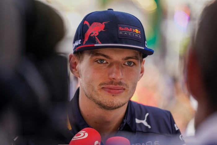 F1: A visszavonuláson gondolkodott Verstappen