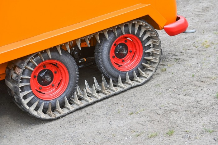 60 éves, mégis átgázol mindenen 6