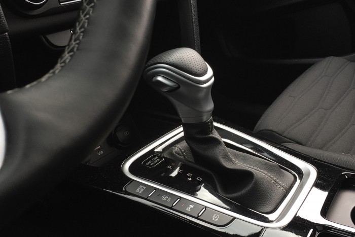 Szidni nem érdemes, szeretni egyszerűbb – Kia Ceed 11