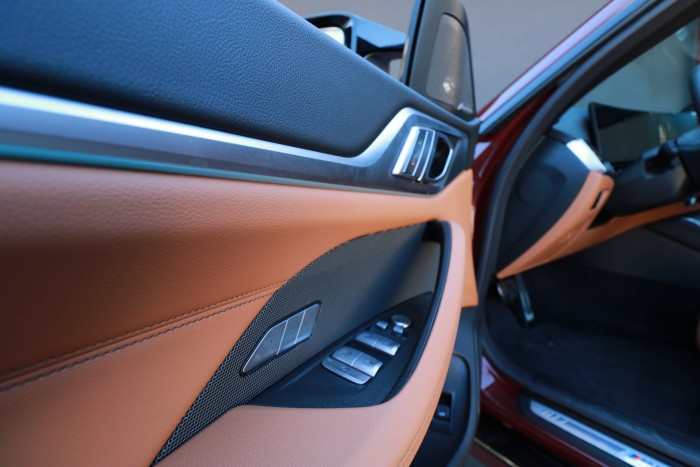 Felejtsd el a sorhatot, a jövő sportos BMW-jét villany hajtja 18 | Vezess Felejtsd el a sorhatot, a jövő sportos BMW-jét villany hajtja 18