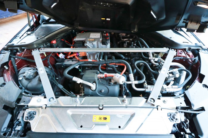 Felejtsd el a sorhatot, a jövő sportos BMW-jét villany hajtja 12 | Vezess Felejtsd el a sorhatot, a jövő sportos BMW-jét villany hajtja 12