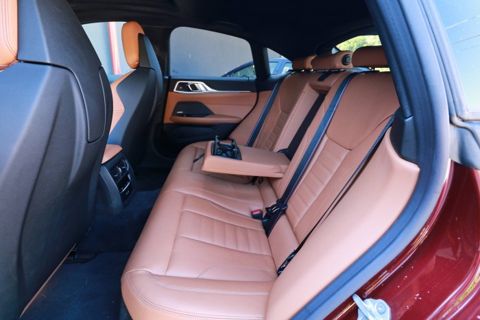 Felejtsd el a sorhatot, a jövő sportos BMW-jét villany hajtja 11 | Vezess Felejtsd el a sorhatot, a jövő sportos BMW-jét villany hajtja 11