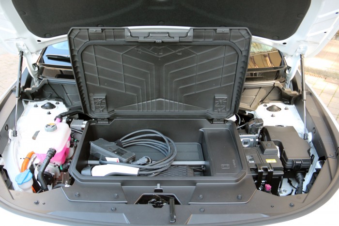 Magyarország legfontosabb villanyautóját vezettük 10