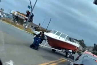 Ilyen őrült vontatást még nem láttál