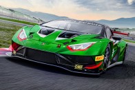 Átdolgozta versenyautóját a Lamborghini 31