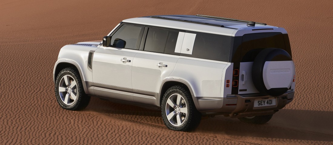 Filmen mutatja magát a legnagyobb Defender