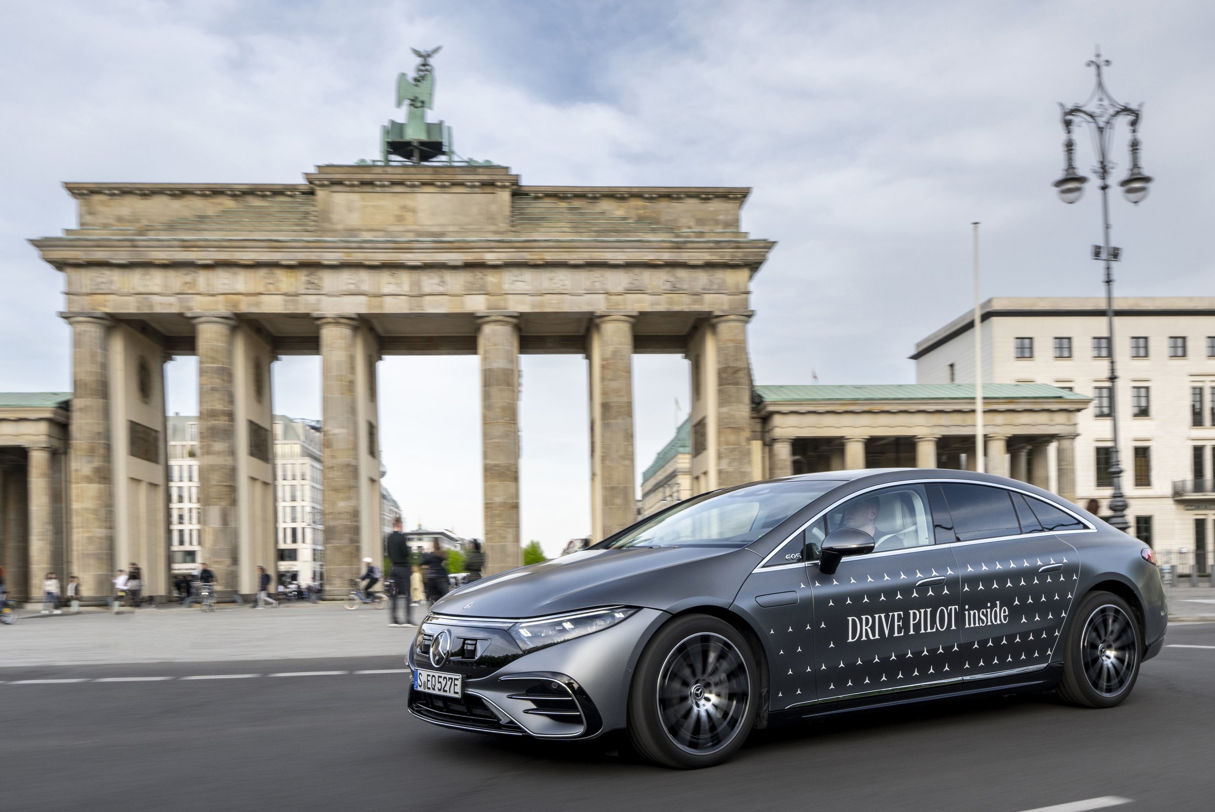 Berlinben már sofőr nélkül járnak a Mercedesek 7