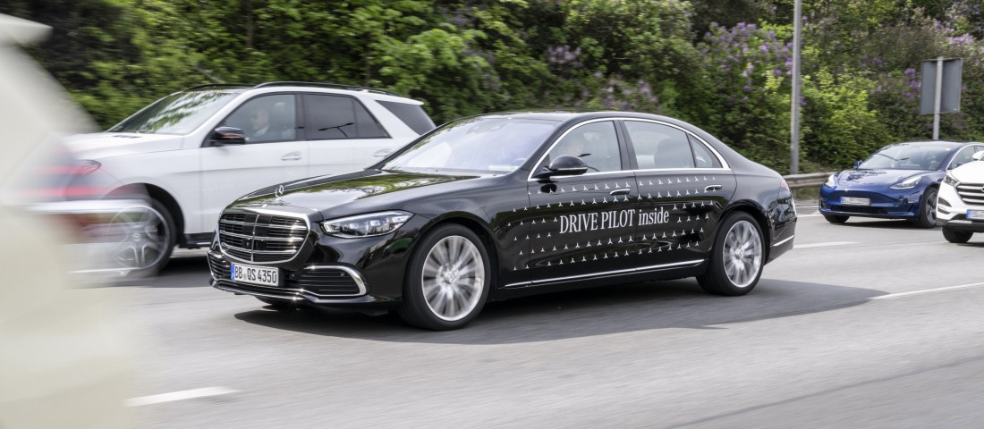 Berlinben már sofőr nélkül járnak a Mercedesek