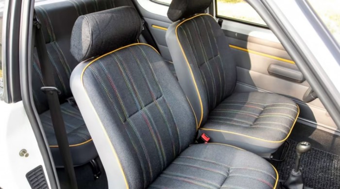 A nap hirdetése: 32 éves, de vadonatúj 3