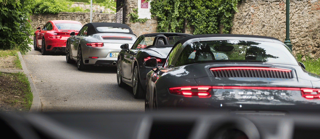 A pestiek Porschét vesznek, a borsodiak BMW-t?