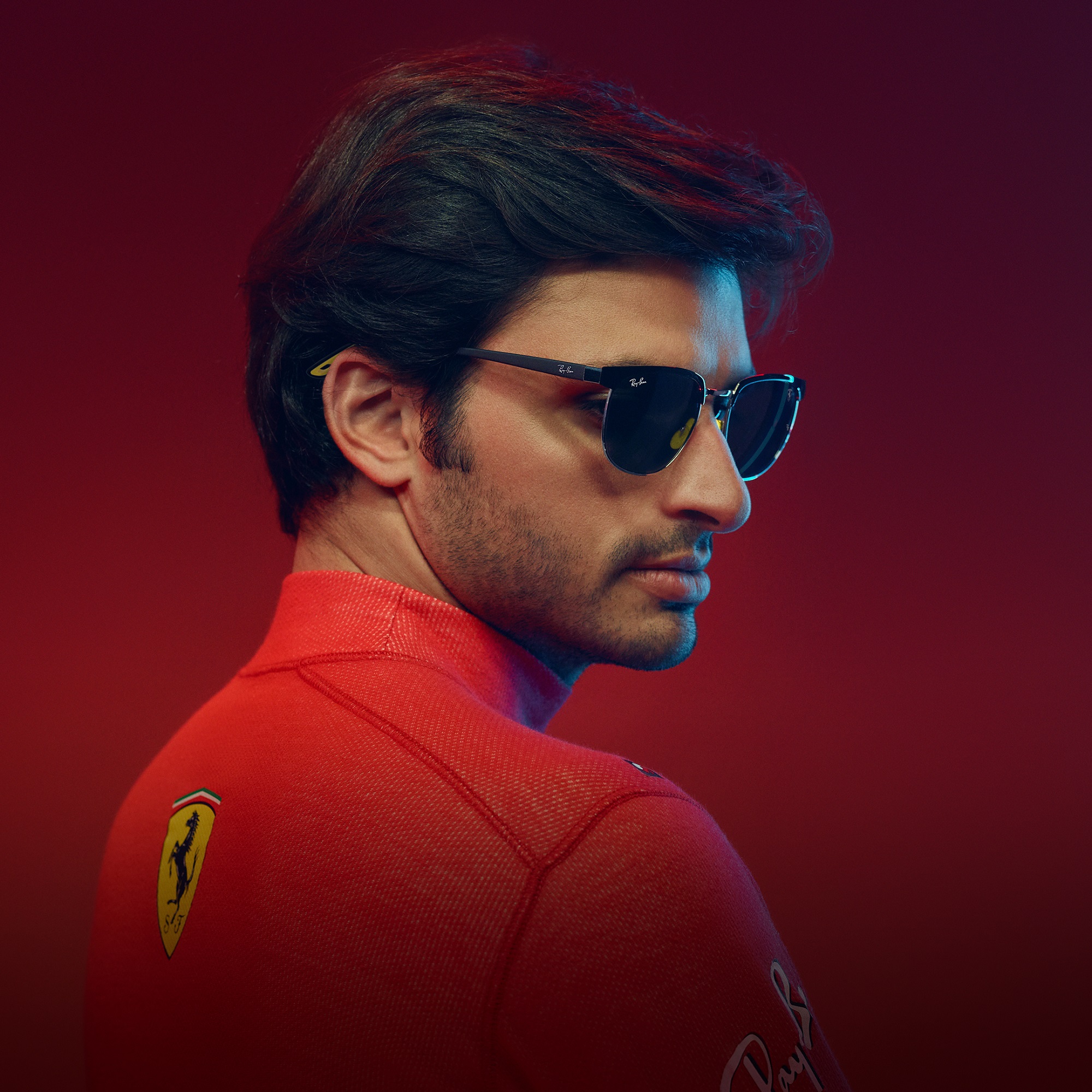 Szemüveget terveztek a Ferrari-pilóták 1