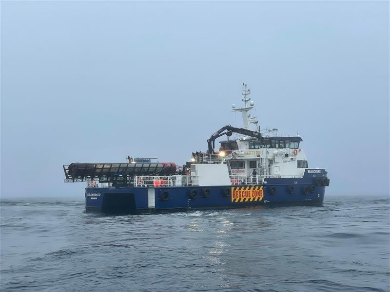 Még a levegőben, helikopterrel kapták el az űrrakétát 1