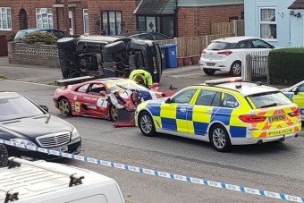 Ilyen az, amikor gazdagok karamboloznak