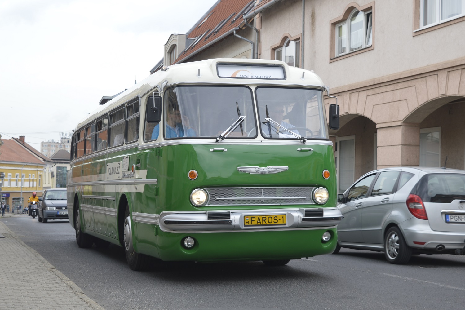 Felsorakoztak a magyar buszgyártás kincsei 38