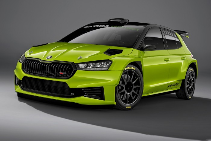 Bemutatta új versenyautóját a Škoda 12