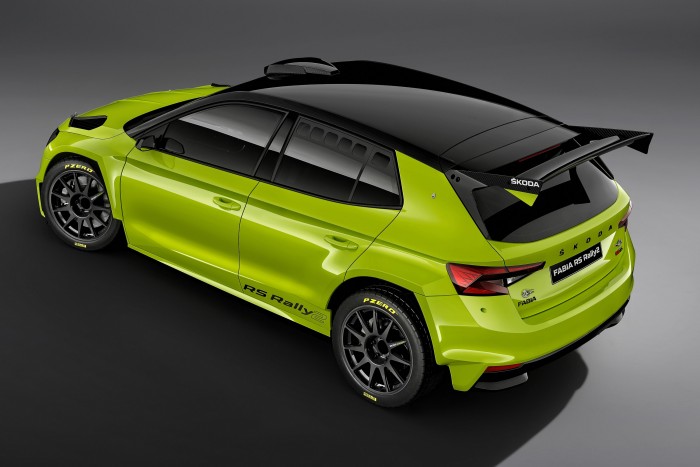 Bemutatta új versenyautóját a Škoda 13