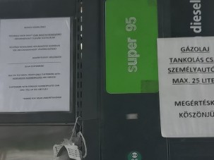 Ezeket az üzeneteket helyezték ki a hazai kutakra