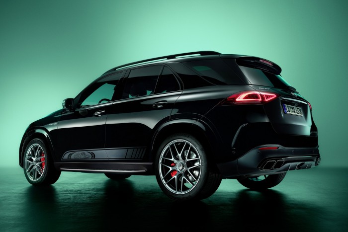 Újabb Mercedes álcázta magát 55 évesnek 6