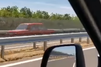 Forgalommal szemben haladt az M4-esen, de nem tudta, miért állítják meg