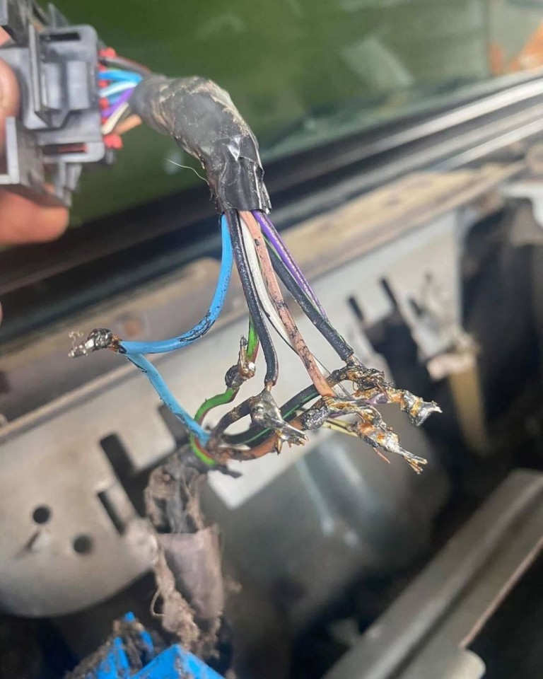 23 hőséget enyhítő kép a műhelypokolból 12