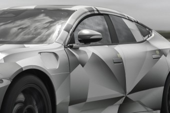 Új kihívót kap a Tesla Model S