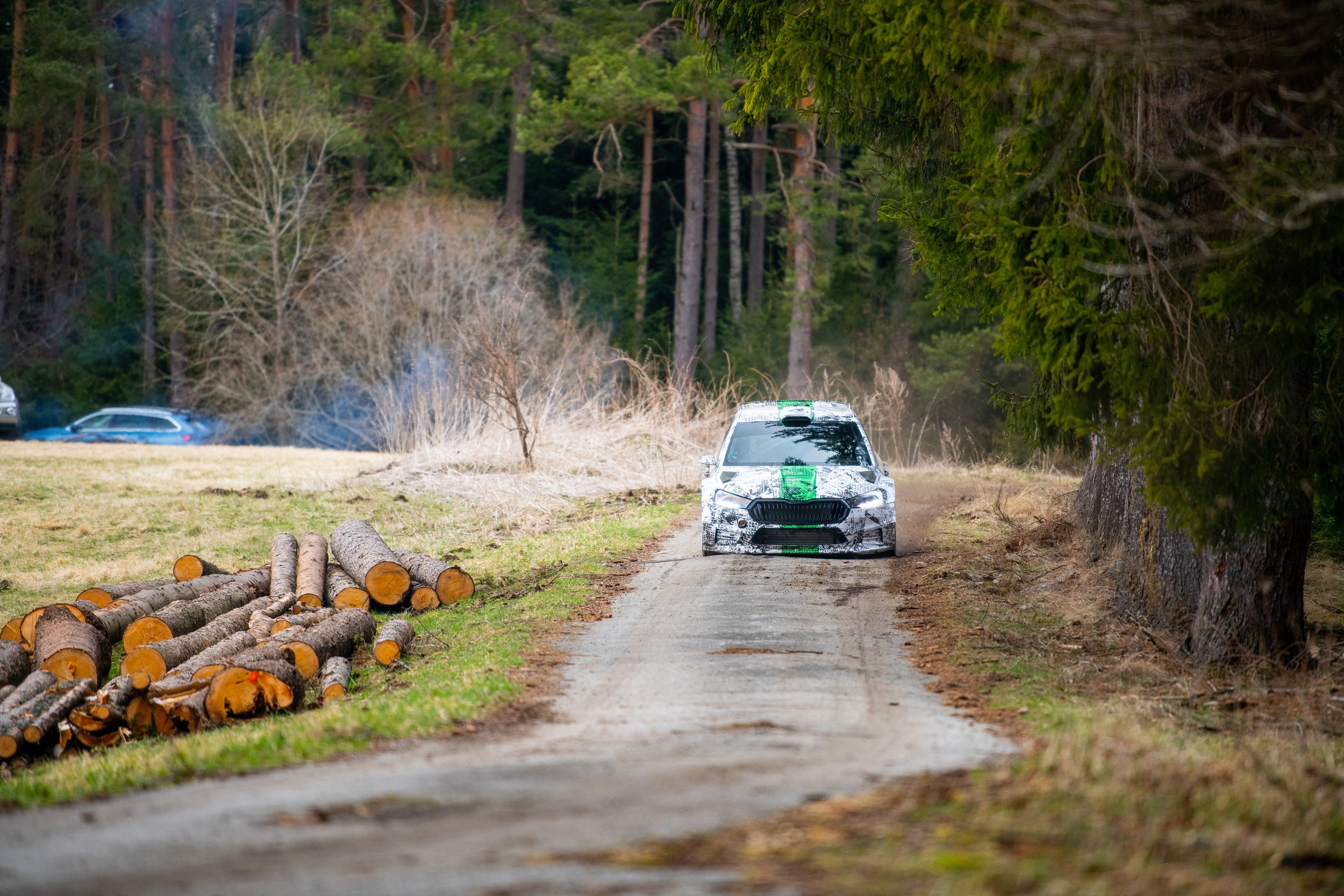 Bemutatta új versenyautóját a Škoda 105