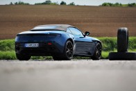 Álomautó a valóságban – Aston Martin DB11 Volante 52