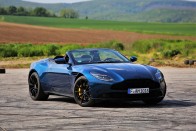 Álomautó a valóságban – Aston Martin DB11 Volante 68