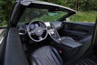 Álomautó a valóságban – Aston Martin DB11 Volante 73