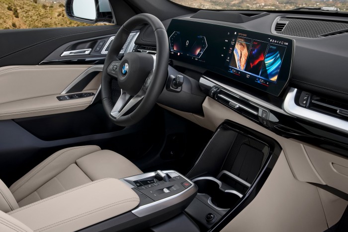 Olyan autót épített a BMW, mint még soha 10