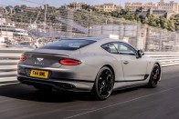 Harsányabbak lettek a kétajtós Bentley-k 23