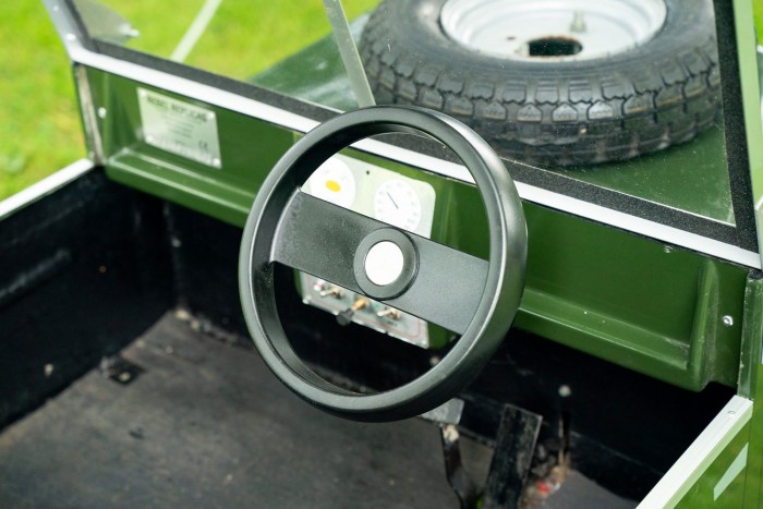 Ilyen az arisztokratacsemeték játékszere 7