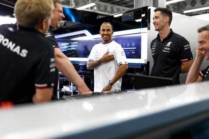 F1: Sehol sem jó a Mercedes, Hamilton nem aggódik 2 | Vezess F1: Sehol sem jó a Mercedes, Hamilton nem aggódik 2