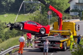 Úgy használta a 600 milliós Ferrarit ahogy kell, össze is tört a legenda