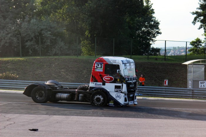 Ripityára törték Kiss Norbert kamionját a Hungaroringen 4