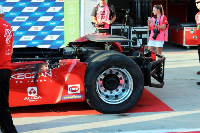 Ripityára törték Kiss Norbert kamionját a Hungaroringen 9