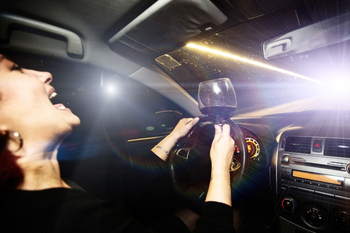 Az ittas vezetés ellen kampányolt, majd részegen karambolozott a polgármester