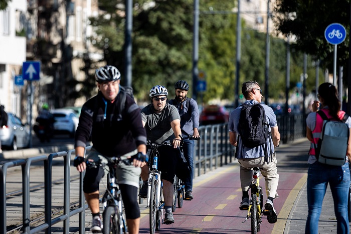 Kombinálj!-Így ingázhatsz bringával messzebbre, akár város széléről, sőt az elővárosokból is