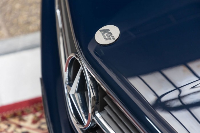 Ma is bitang a 80-as évek diszkócsászár verdája