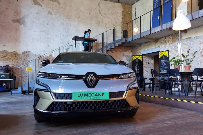 Ez a válasz a 807 forintos üzemanyagra? 48